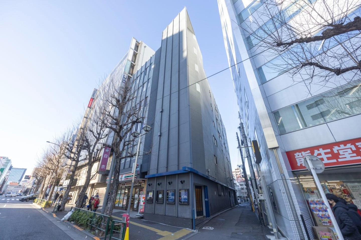 Апартаменти Shinjuku Okada Building Токіо Екстер'єр фото